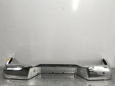 Pare-choc arrière Nissan PICK-UP