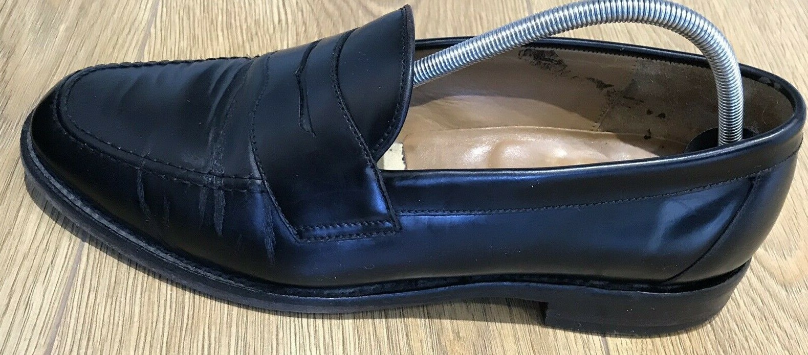 Loake Shoemakers, England, Men's Black Classic Slip-on Shoes, Size 7.5 UK 5