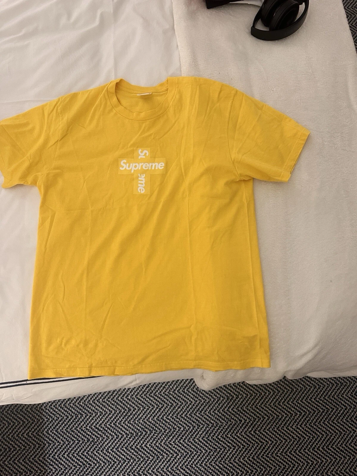 Tee shirt Supreme Cross Box Logo L jaune