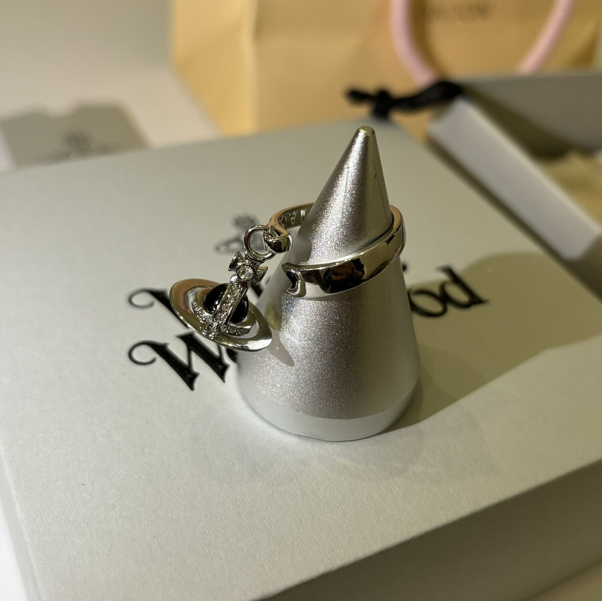 Vivienne Westwood Silver tone orb ribbon ring size 6-10 With