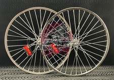 26 X 2.125 Chrome Cruiser Wheels Tire Vintage Schwinn Style Phantom S2 Bicycle 26 X 2.125 Chrome Cruiser Wheels Tire Vintage Schwinn Style Phantom S2 Bicycle