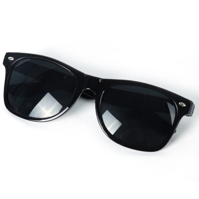 girls black sunglasses