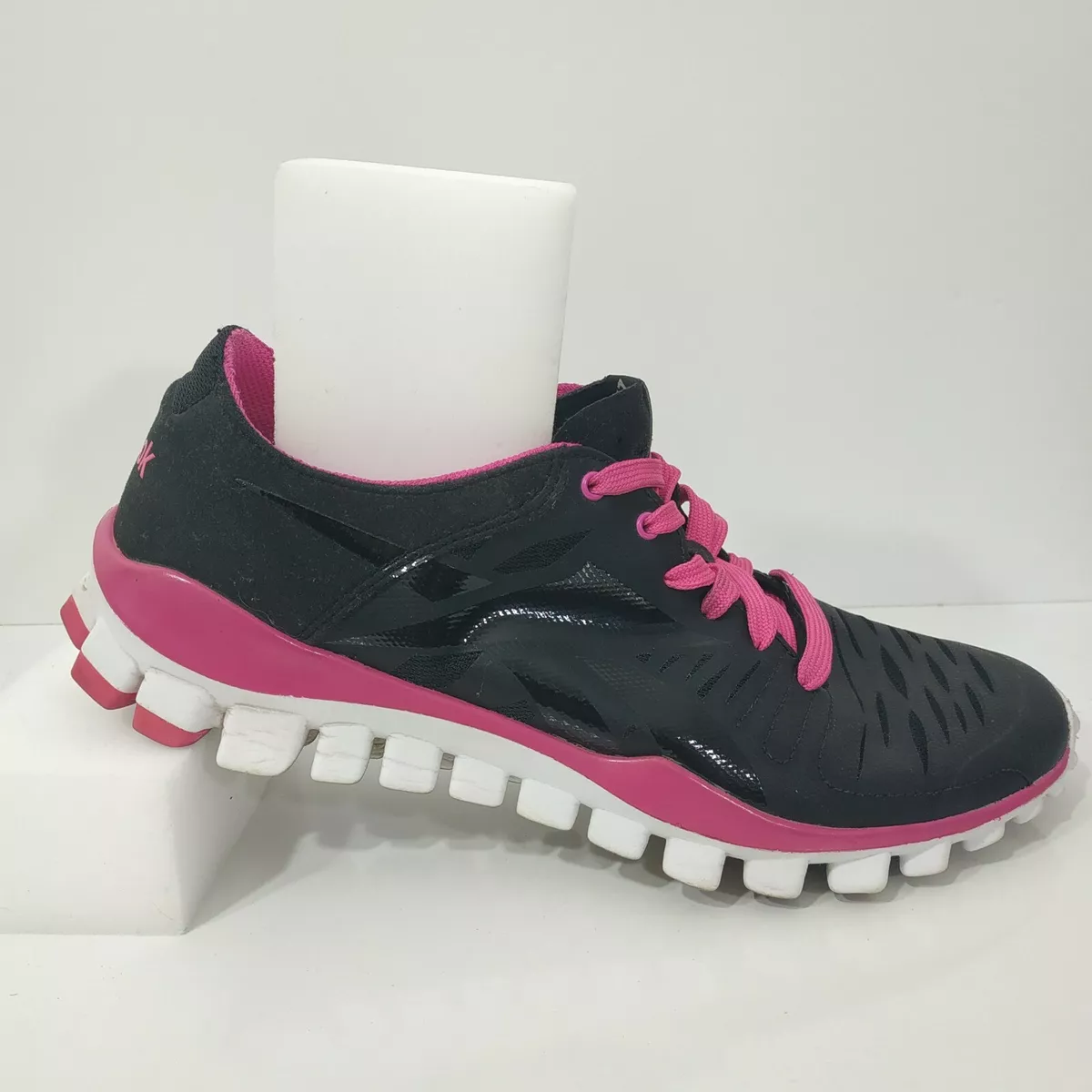 Reebok femme noir et rose sale