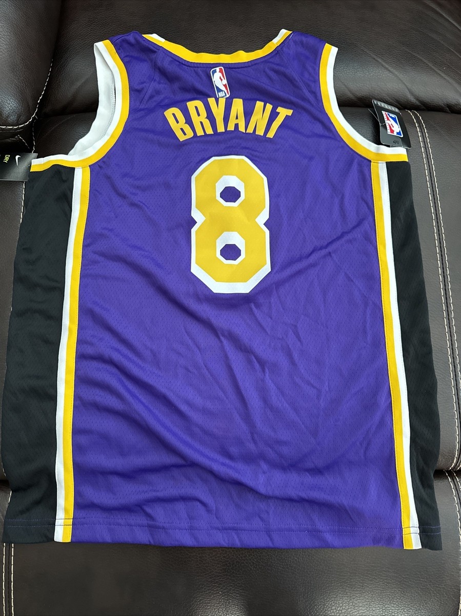 NFL Lakers ユニフォーム 8号 Lサイズ KOBE BRYANT #8 Vtg Nike Yellow Sewn Los Angeles Lakers