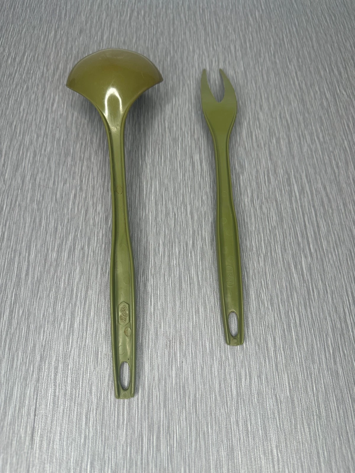 Vintage Foley Nylon Ladle & Fork Olive Green Retro MCM Kitchen Serving Utensils - product detail image 2