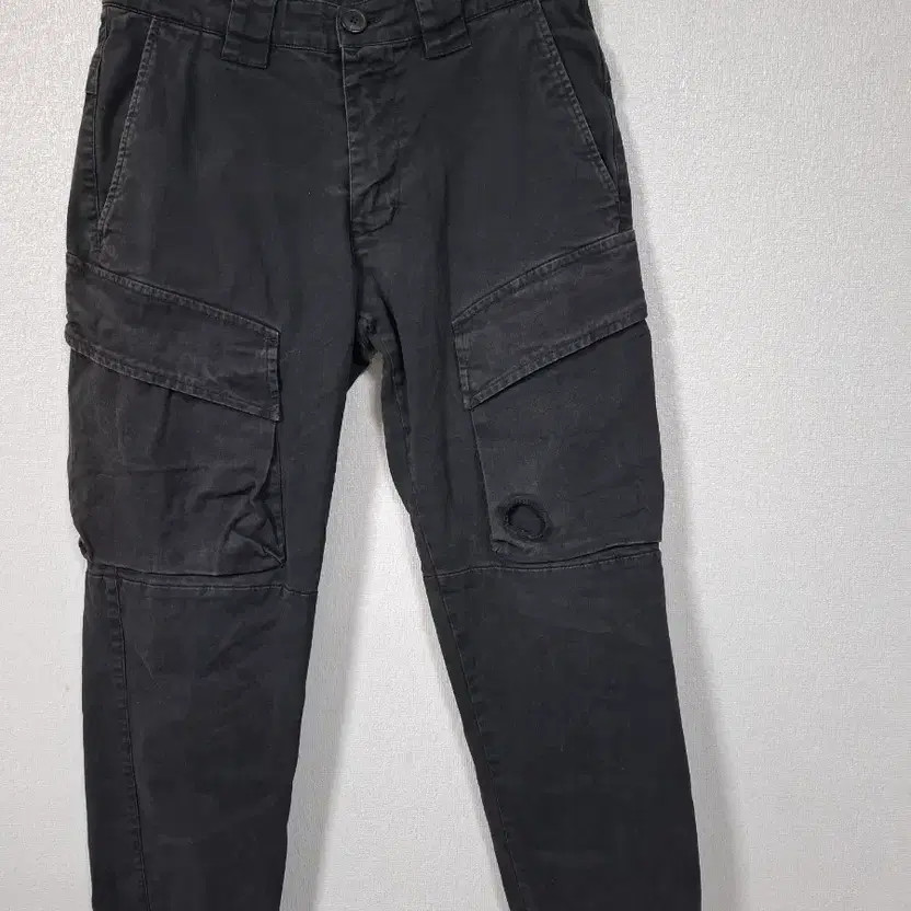 CP Company Cargo Jogger Pants Black Size 30 thumbnail 3