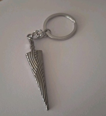 Hollow Knight Schlüsselanhänger Nail Sword Edelstahl Keychain Gaming Merch