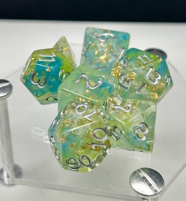 Sirius  Xanathar s D&D : polyhedral dice Set D24
