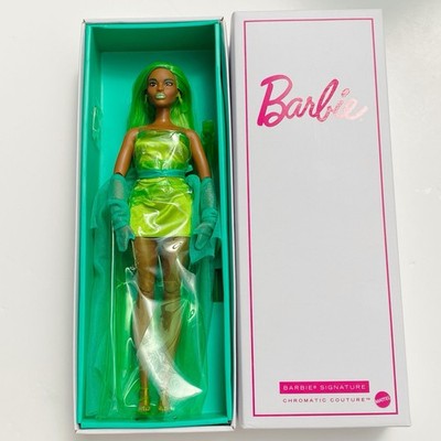 Paris Convention Sammler Barbie Puppe Chromatic Couture 2022, grünes Kleid