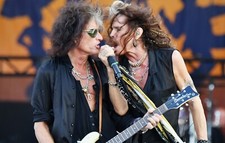 Aerosmith High quality Photo Re-Print Free Domestic Shipping 01