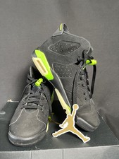 Nike Air Jordan 6 Retro Electric Green Style  384665-003 Size 7Y GENTLY WORN