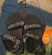 Sandals Wonder Nation 4