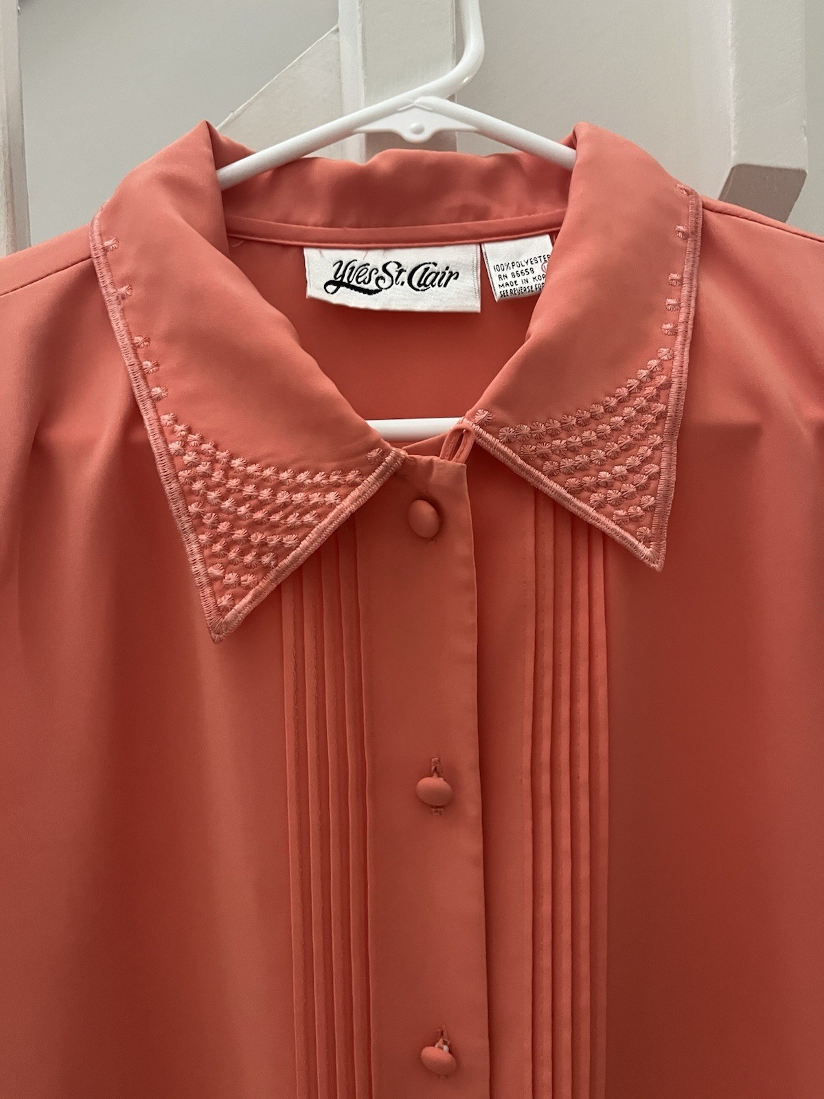 SAINT LAURENT Camicetta vintage Yves St. Clair corallo plissettata manica corta spalline taglia 18