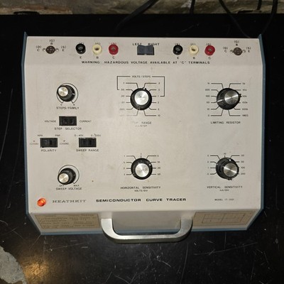 Heathkit IT-3121 Semiconductor Curve Tracer