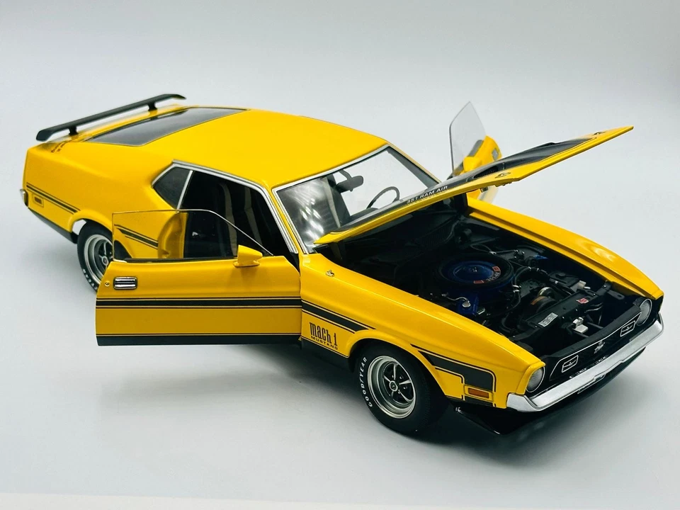 1:18 1971 Ford Mustang Mach 1 -- Yellow -- AUTOart Millennium 72821 - Image 3 of 4