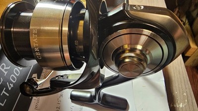 Daiwa 19 Certate LT 4000-CXH Left and Right Spinning Reel Fishing