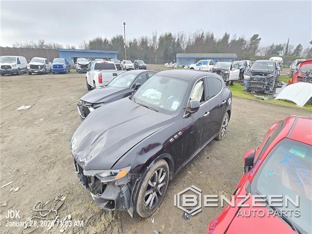 Maserati Levante 2018 Ac condenser