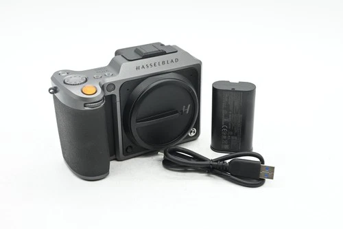 Hasselblad X1D II 50C Medium Format 50MP Mirrorless Camera *Read #492