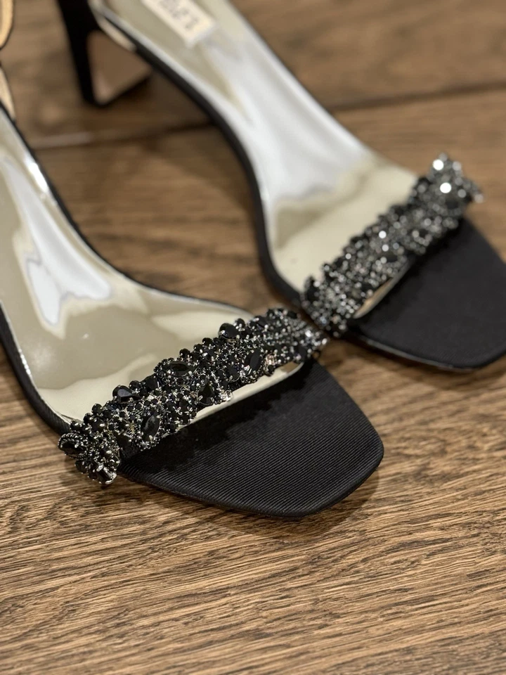 Sandálias de couro enfeitadas BADGLEY MISCHKA Jackie, tamanho 11, nunca usadas, sem etiquetas - Imagem 3 de 4