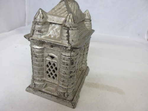 VINTAGE CAST IRON BANK BUILDING SAVINGS BANK EXCELLENT CONDITION 151-G - Picture 3 of 6