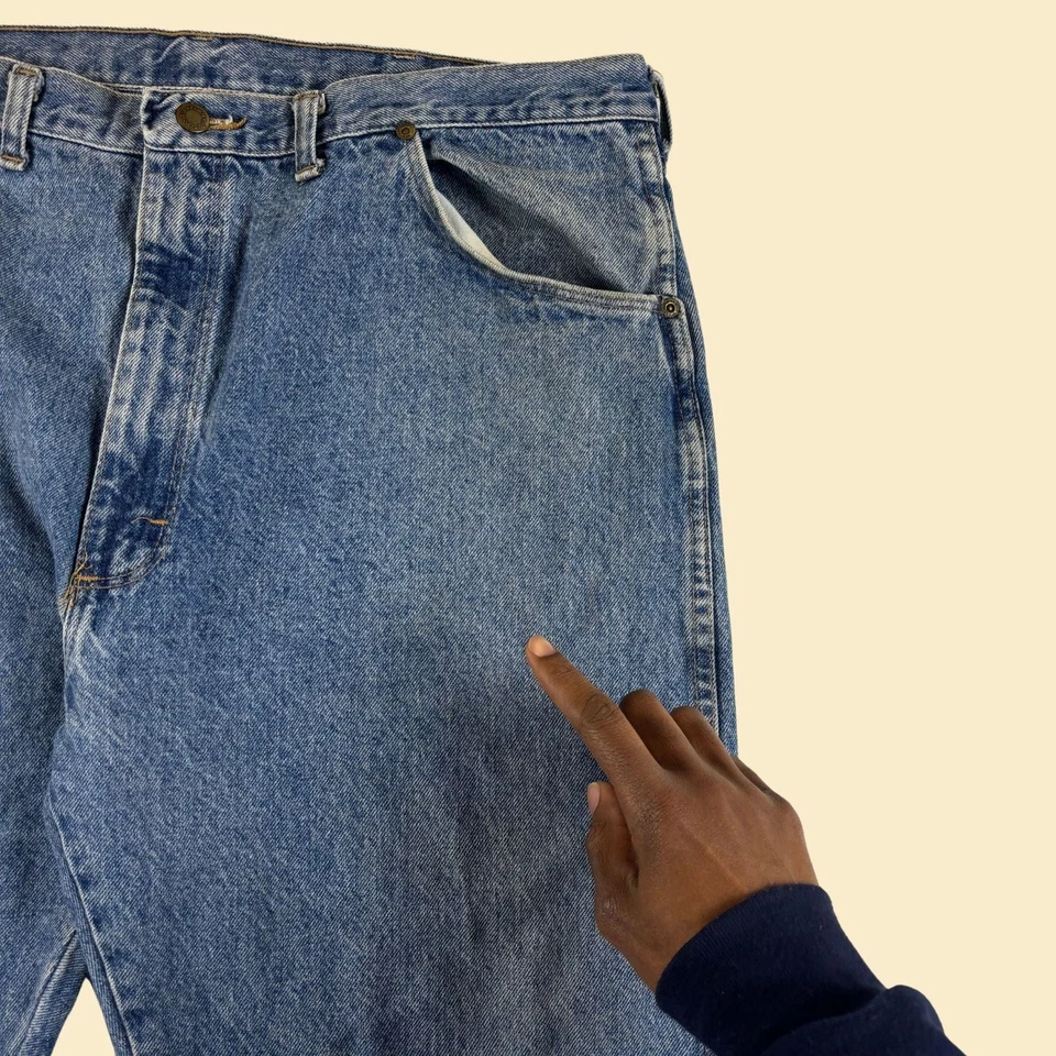 1990s Wrangler denim pants, vintage 42x30 mens USA-made straight leg blue jeans - Image 4 of 4
