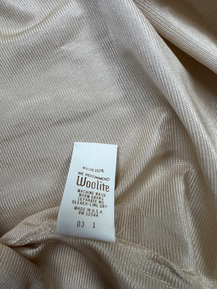Vintage 90’s  Woolite Cream Teddie Size Medium Camisole 304 - Image 4 of 4