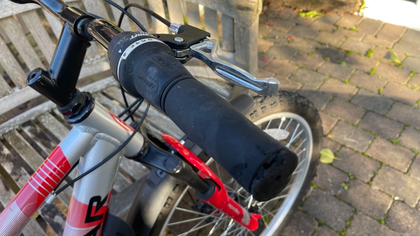 apollo radar halfords