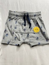 LOT 2216- CAT JACK- Gray Shorts - Size 18M