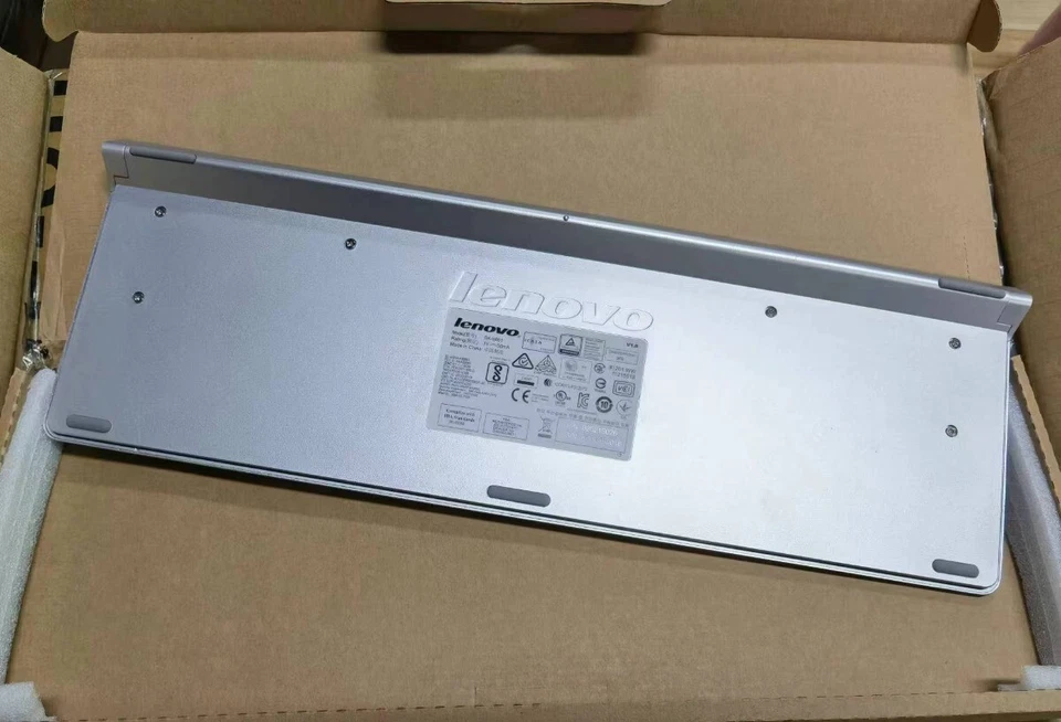 Original Lenovo IBM SK-8861 2.4G Wireless Keyboard - UK English - Image 4 of 4