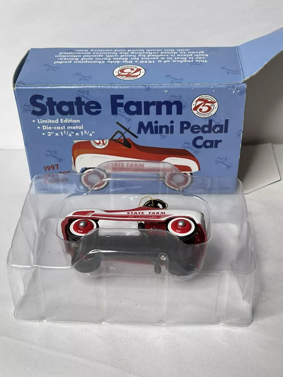 Side by side 2024 pedal car