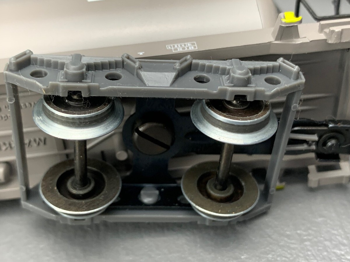 ビジネス・経済 Bildatlas der SBB-Lokomotiven GeraMond Amazon
