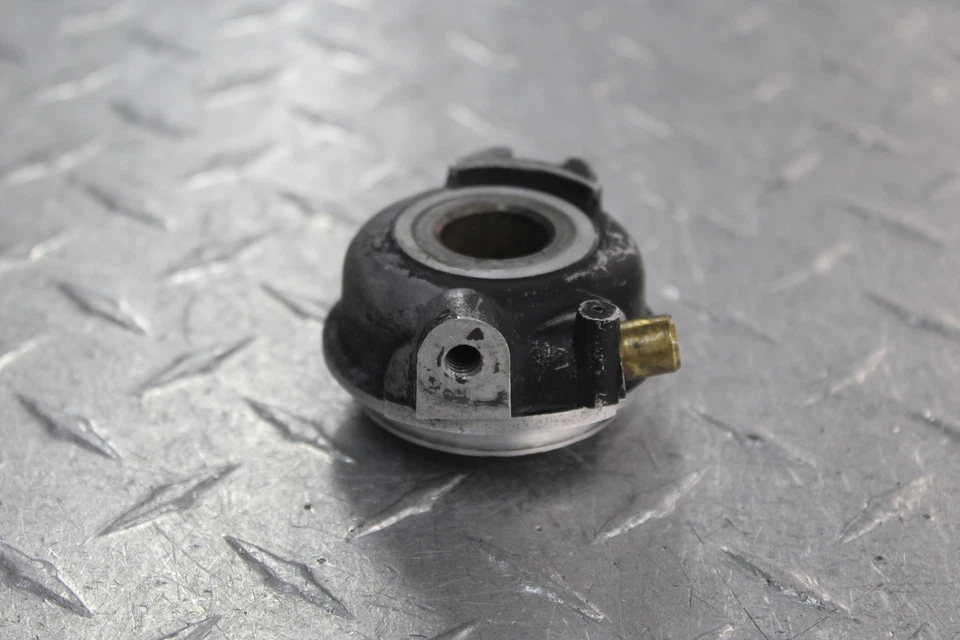 Engrenagem de transmissão de velocímetro 1981 YAMAHA XS1100 - Imagem 2 de 4