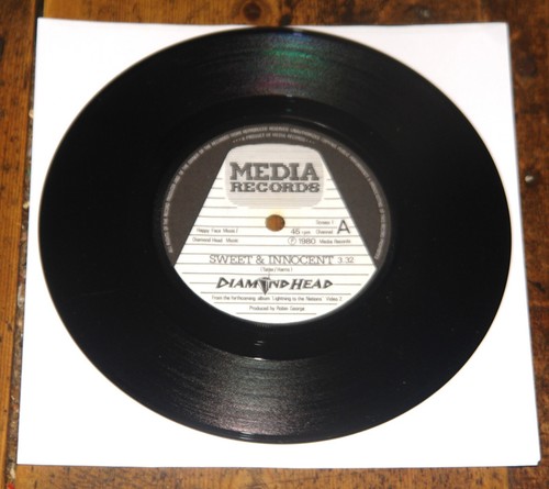DIAMOND HEAD SWEET & INNOCENT b/w STREETS GOLD UK MEDIA VINYL 7" 1980 NWOBHM - Picture 4 of 7