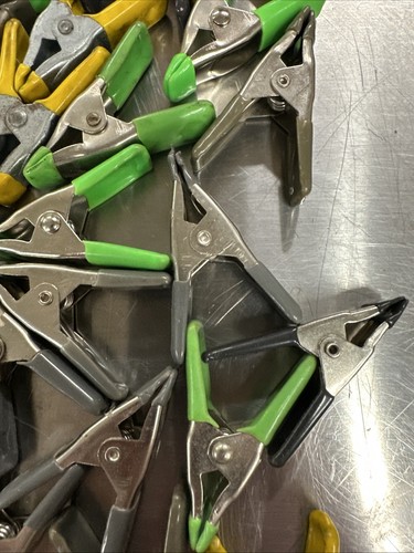 Lot Of 48 - 1" Spring Clamp, Green, Yellow, Black, Gray - Picture 6 of 13