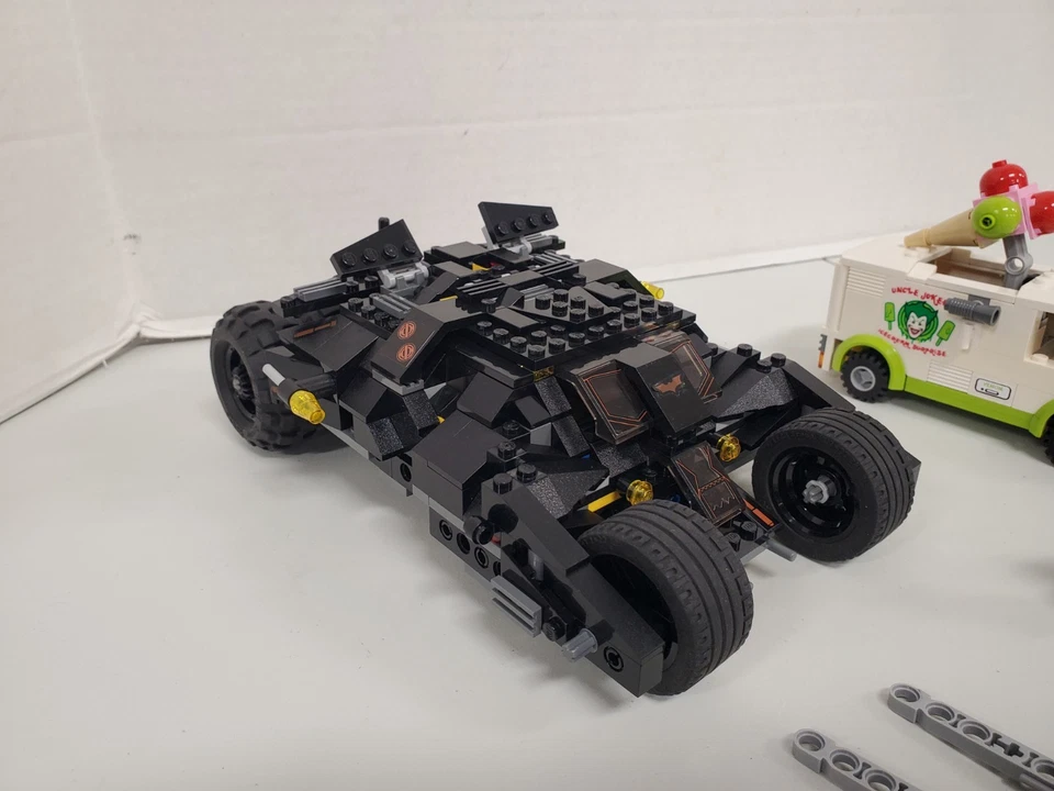 LEGO Batman: The Tumbler: Joker's Ice Cream Surprise (7888) 100% Completo Foto 4 de 4
