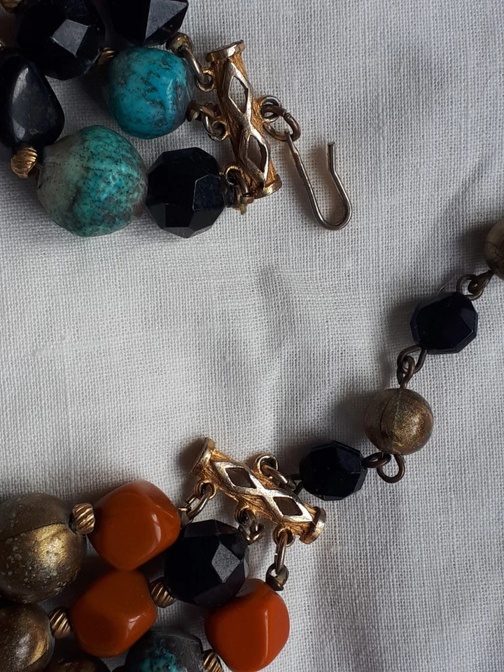 COLLIER RAS DE COU ANCIEN PERLES PIERRES DURES ET TALOSEL - Photo 3/4