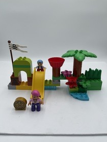 Lego DUPLO Jake & Neverland Pirates Neverland Hideout Lot