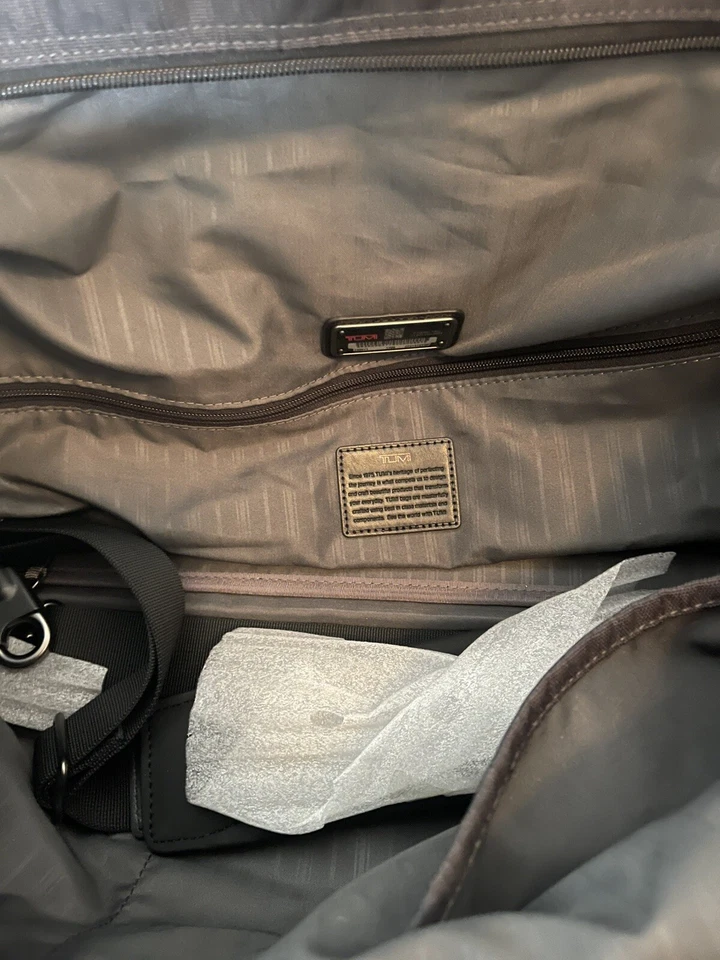 TUMI EXPANDABLE TRAVEL SATCHEL  DUFFLE GRAY GREY $475 - Image 4 of 4