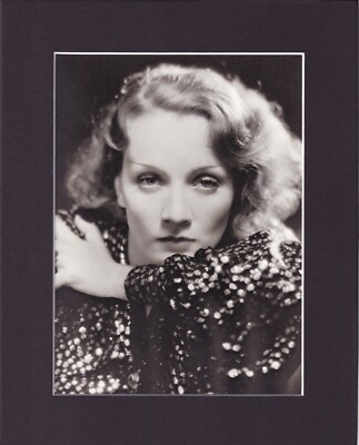 8X10'' Matted Print Hollywood Celeb Portrait Picture: Marlene Dietrich, 1932
