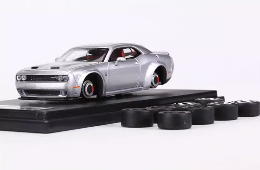 FW 1:64 Silver SRT Hellcat Muscle Coupe Sports Model Diecast Metal Car