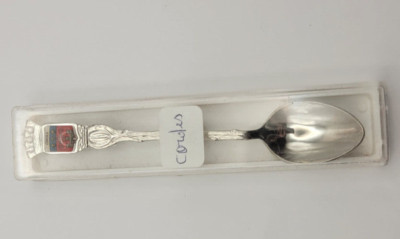 Kleiner Sammellöffel mit Box, Stadtwappen der Strings, versilbertes Metall.