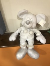 Collectible Disney Snowflake Pals Plush White Mickey Mouse 22" With Hoodie