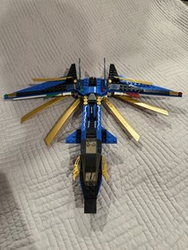 LEGO NINJAGO: Jay's Storm Fighter (9442)