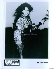 1988 Photo Singer Songwriter Sue Ann Recording Artist Mca Records Musician 8X10