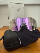 Chamelo Falcon Cycling Glasses (Electrochromic, Auto-Tint)