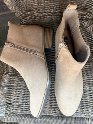 White Mountain 9 Classic 1'' Heel Soft Suede Leather Ankle Boots Side Zip Modest