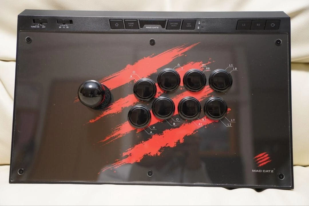 Mad Catz Arcade Fightstick EGO TE2+ Japan Limited Design PS4 Xbox