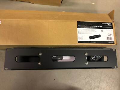 Startech 2U Horizontal Finger Duck Rack Cable Manager with Cover, Open box, New.