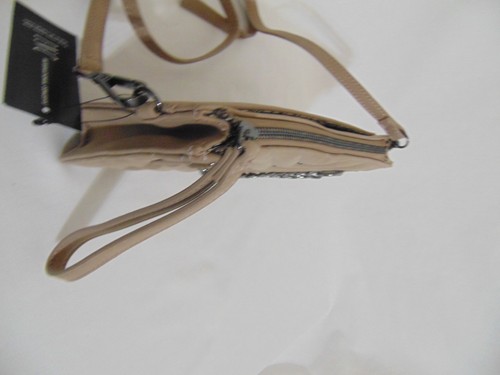 INC International Concepts I.N.C. Kennah Quilted Convertible Wristlet CP804 $49 - Picture 4 of 6