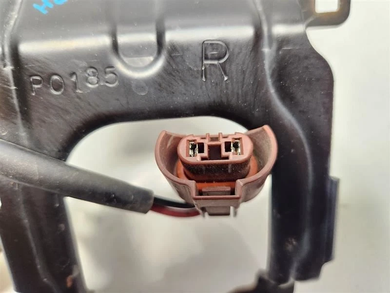 Soporte de luz antiniebla derecha pasajero Subaru Legacy Outback 2000-04 *SOLO* Foto 2 de 4